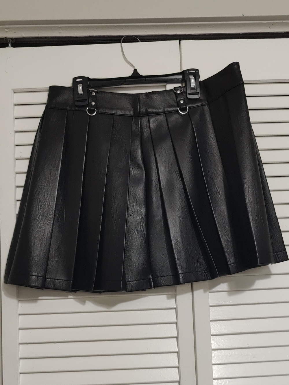 Forever 21 Black Faux Leather Pleated Mini Skirt with Ring Details